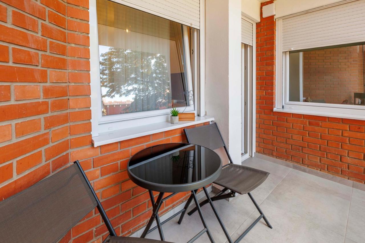 Sari City Center Apartment Újvidék Kültér fotó